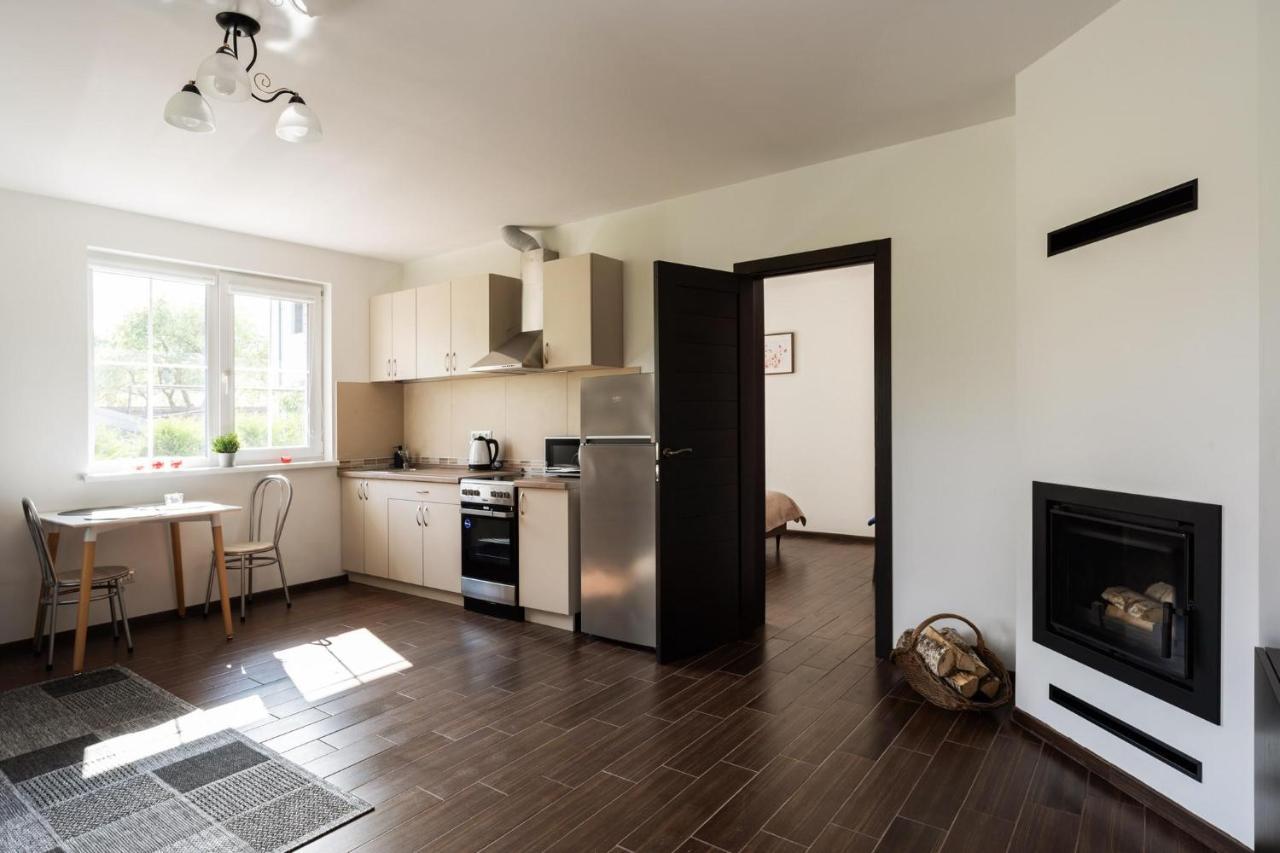 4 Apartment Between Two Lakes VNO Exterior photo